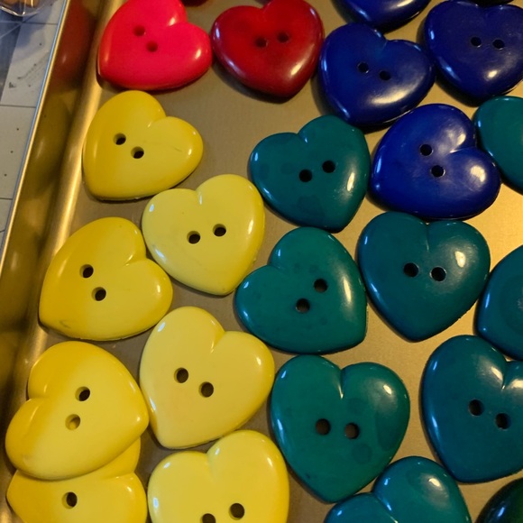 Colorful Heart Shaped Buttons Set - Picture 3 of 8